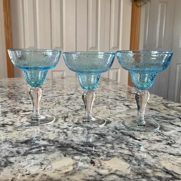 NWT Set of 3 Tag Hand Blown Turquoise Bubble Margarita Glasses - Picture 5 of 8